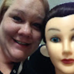 Meet your Posher, Leslie